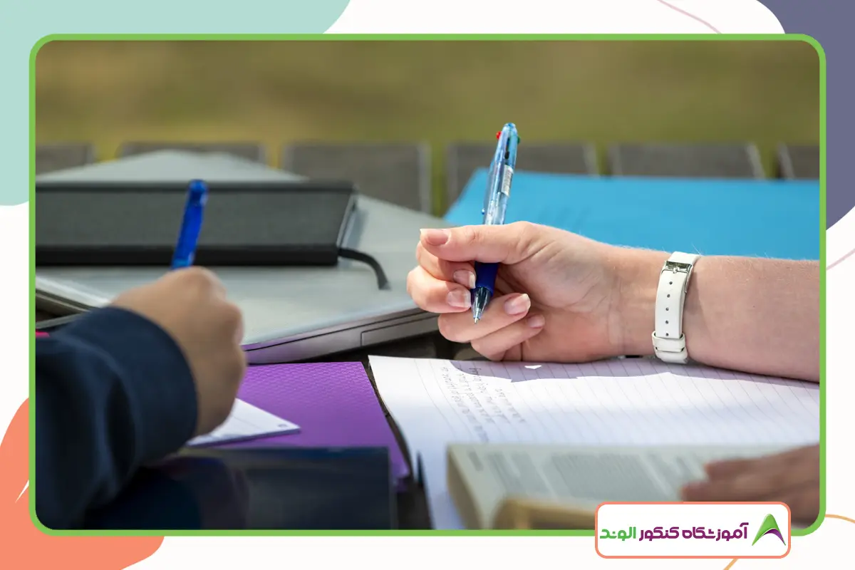 این تصویر تلاش دانش آموزان برای رسیدن به رتبه برتر با مطالعه از دهم